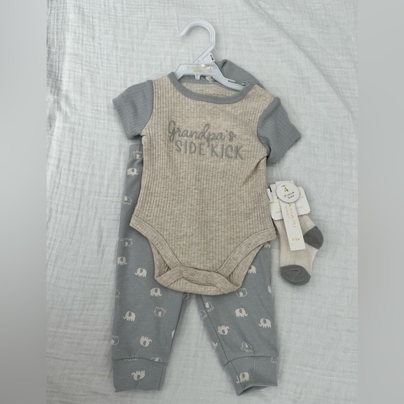 Grandpas Sidekick Baby Boy Set 0-3 months - Picture 1 of 4